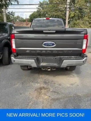 Ford F-250 Super Duty 2017 4x4 XLT 4dr Crew Cab 6.8 ft. SB Pickup