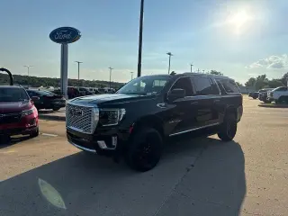 GMC Yukon XL 2021 4x4 Denali 4dr SUV