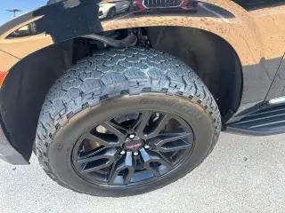 GMC Yukon XL 2021 4x4 Denali 4dr SUV