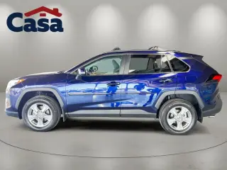 Toyota RAV4 2025 XLE 4p SUV