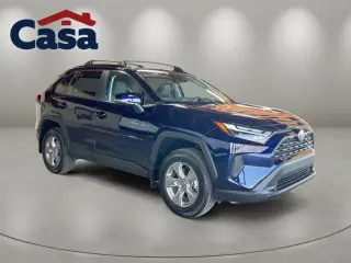 Toyota RAV4 2025 XLE 4p SUV