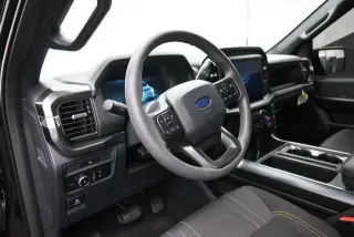 Ford F-150 2025 4x2 STX 4dr SuperCrew 5.5 ft. SB