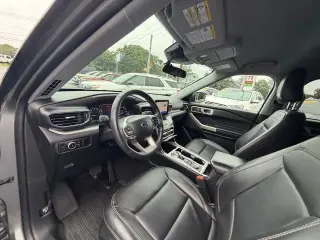 Ford Explorer 2023 AWD XLT 4dr SUV