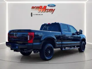 Ford F-350 Super Duty 2020 4x4 Lariat 4dr Crew Cab 8 ft. LB SRW Pickup
