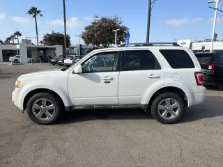 Ford Escape 2009 AWD Limited 4dr SUV V6