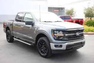 Ford F-150 2025 4x4 XLT 4dr SuperCrew 6.5 ft. SB en español