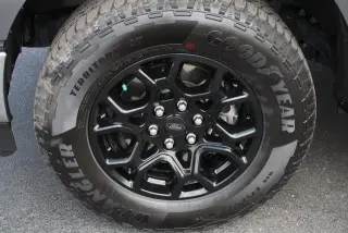 Ford F-150 2025 4x4 XLT 4dr SuperCrew 6.5 ft. SB en español