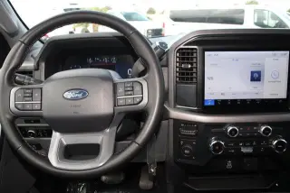 Ford F-150 2025 4x4 XLT 4dr SuperCrew 6.5 ft. SB en español