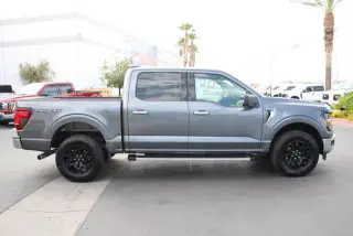 Ford F-150 2025 4x4 XLT 4dr SuperCrew 6.5 ft. SB en español