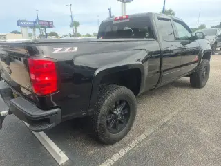 Chevrolet Silverado 1500 2017 4x4 LT 4p Doble Cab 6.5 ft. CB