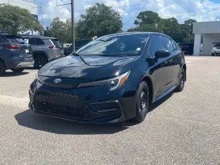Toyota Corolla 2023 SE 4p Sedan