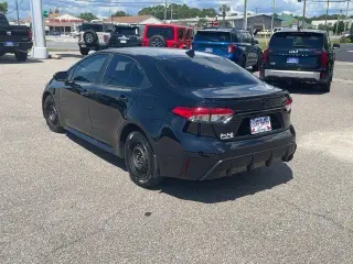 Toyota Corolla 2023 SE 4p Sedan
