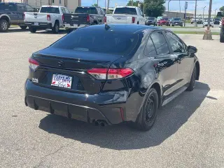 Toyota Corolla 2023 SE 4p Sedan