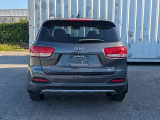 Kia Sorento 2017 AWD EX V6 4p SUV
