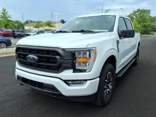 Ford F-150 2023 4x4 XLT 4dr SuperCrew 5.5 ft. SB