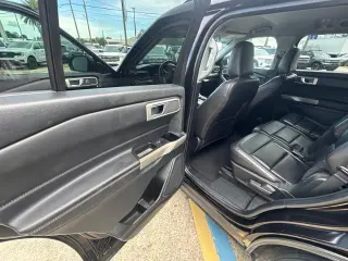 Ford Explorer 2023 AWD XLT 4dr SUV