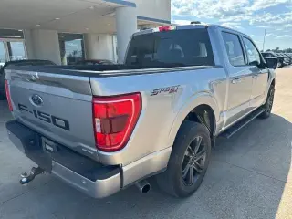 Ford F-150 2022 4x4 XLT 4dr SuperCrew 5.5 ft. SB