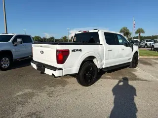 Ford F-150 2025 4x4 XLT 4dr SuperCrew 5.5 ft. SB