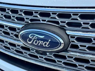 Ford Explorer 2020 AWD Limited 4dr SUV