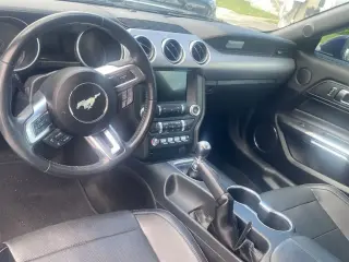 Ford Mustang 2018 GT Premium 2dr Fastback