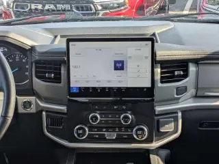 Ford Expedition 2024 4x4 XLT 4 puertas SUV