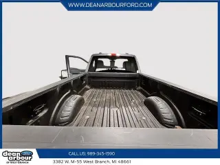 Ford F-250 Super Duty 2023 4x4 XLT 2dr Cabina Regular 8 ft. LB Pickup