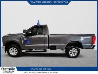 Ford F-250 Super Duty 2023 4x4 XLT 2dr Cabina Regular 8 ft. LB Pickup