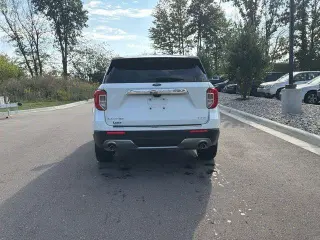 Ford Explorer 2022 AWD Limited 4dr SUV