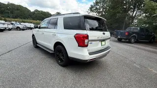 Ford Expedition 2023 4x2 XLT 4dr SUV