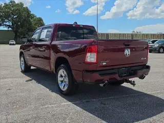 Ram 1500 2022 4x4 Big Horn 4dr Crew Cab 5.6 ft. SB Pickup