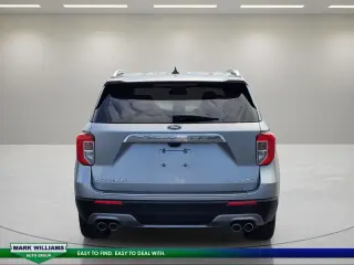 Ford Explorer 2022 AWD Platinum SUV de 4 puertas