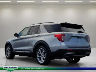 Ford Explorer 2022 AWD Platinum SUV de 4 puertas