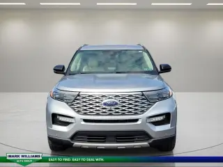 Ford Explorer 2022 AWD Platinum SUV de 4 puertas