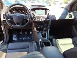 Ford Focus 2017 ST 4dr Hatchback