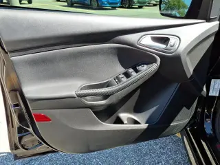 Ford Focus 2017 ST 4dr Hatchback