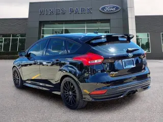 Ford Focus 2017 ST 4dr Hatchback