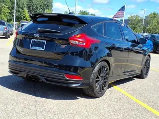 Ford Focus 2017 ST 4dr Hatchback