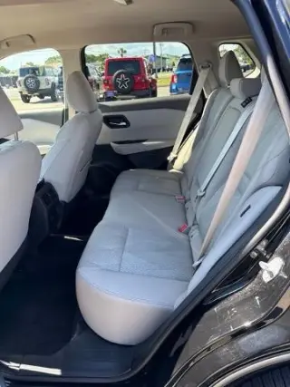 Nissan Rogue 2025 SV Cruzado 4 puertas