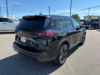 Nissan Rogue 2025 SV Cruzado 4 puertas