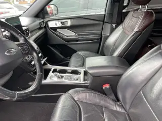Ford Explorer 2020 AWD Platinum 4p SUV