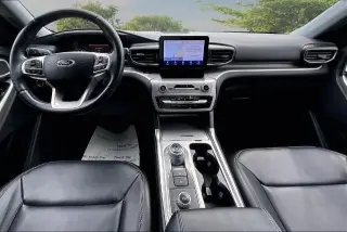 Ford Explorer 2022 AWD XLT 4dr SUV