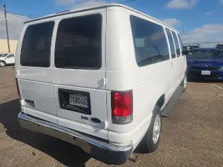 Ford E-Series 2013 E-350 SD XL 3dr Passenger Van