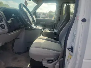 Ford E-Series 2013 E-350 SD XL 3dr Passenger Van