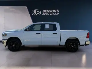 Ram 1500 2025 4x2 Big Horn 4dr Crew Cab 5.6 ft. SB Pickup
