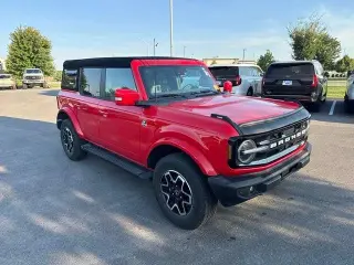 Ford Bronco 2023 4x4 Outer Banks 4dr SUV