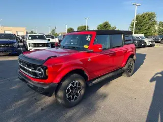 Ford Bronco 2023 4x4 Outer Banks 4dr SUV