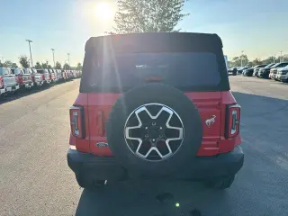 Ford Bronco 2023 4x4 Outer Banks 4dr SUV