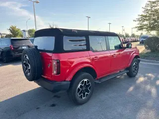 Ford Bronco 2023 4x4 Outer Banks 4dr SUV