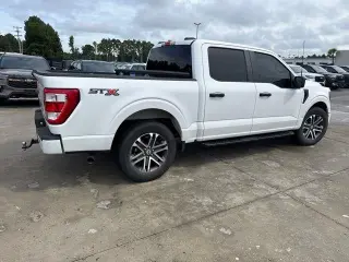 Ford F-150 2023 4x2 XL 4dr SuperCrew 5.5 ft. SB