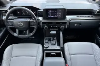 Toyota Tacoma 2024 4x4 SR5 4dr Double Cab 5.0 ft SB